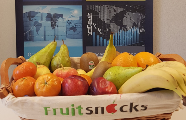 Fruit op het werk bij E-llis in Maastricht Nederland